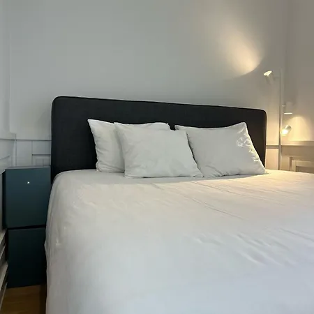 In Shared House In Downtown Habitación en casa particular *